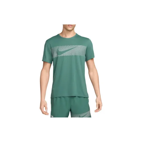 Nike Зеленые Мужские Футболки