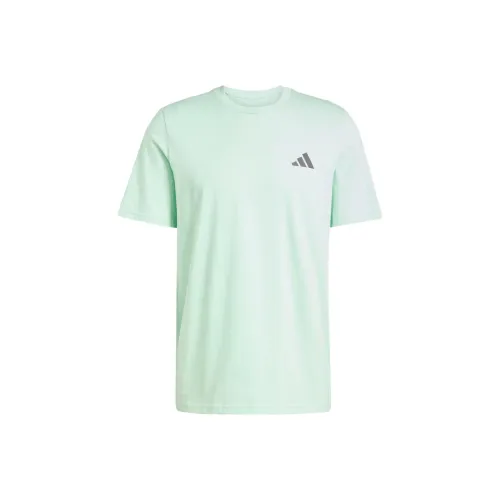 Adidas x Mercedes AMG Petronas F1 Team SS25 Motorsport PREMIUM WOVEN Graphic T-Shirt Мужская Frost Green Gray Layer