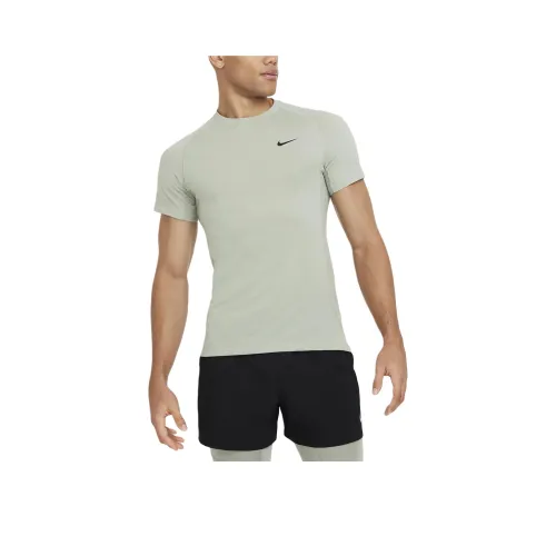 Nike Clothing Зеленый Мужской T-Рубашки