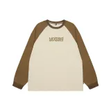 Хаки и бежевый.