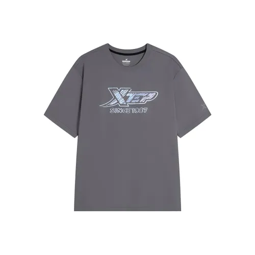 XTEP Sports Life Collection Рубашка Мужская Серый Цвет Перо