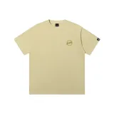 Светло-желтый