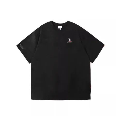 LUSHISI Унисекс Футболки