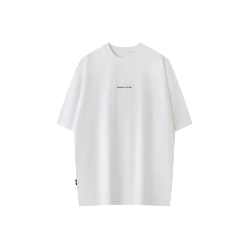 MIDDLE OF THE SKY T-рубашка унисекс