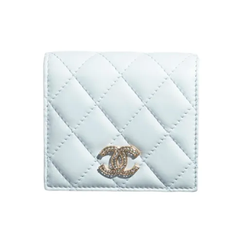 CHANEL Женские кошельки