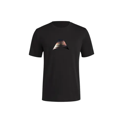 adidas Clothing Мужская черная футболка