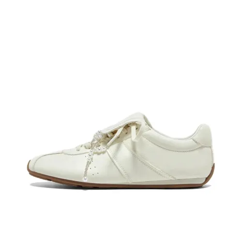 BATA Низкий топ Повседневная обувь Женская