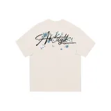 Светлый бежево-абрикосовый.