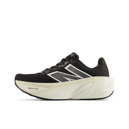 New Balance Fresh Foam X More v5 Беговые кроссовки Низкий верх Черный/Белый Мужской