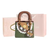 Крестообразная текстура, зеленый цвет (цветочная коробка)