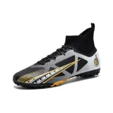 Черный, золото, газон, шипы.