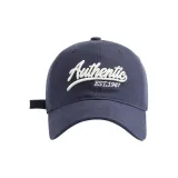 Аутентичная бейсболка темно-синего цвета