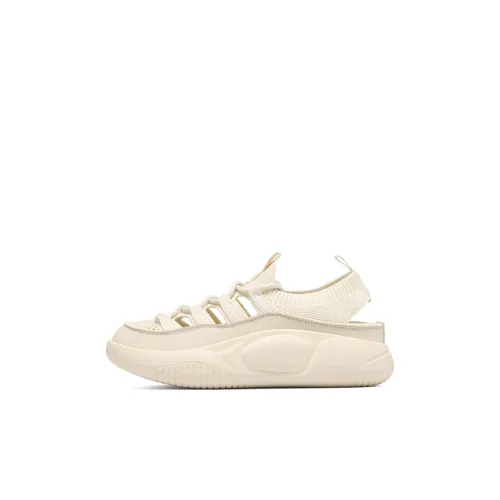 Izumi Chiryū Slip-resistant Abrasion-resistant Low Top Casual Baby