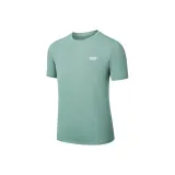 Свежий сосновый зеленый