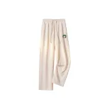 Бежево-абрикосовый