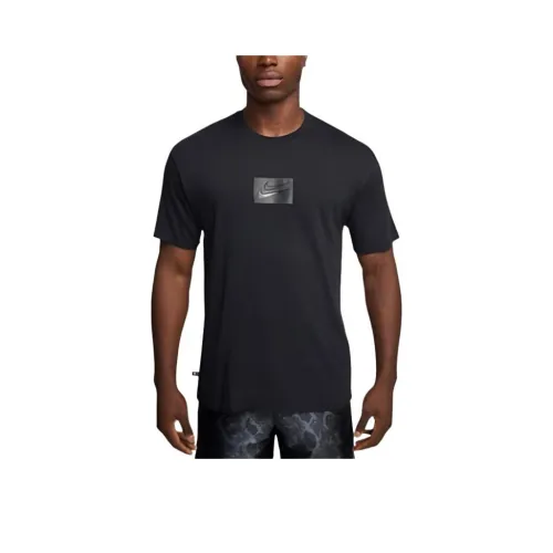 Nike Мужские черные футболки