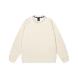 Молочно-белый