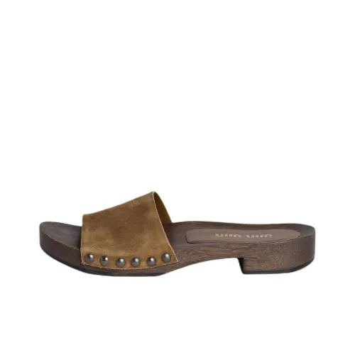 MIU MIU Слипоны Женские