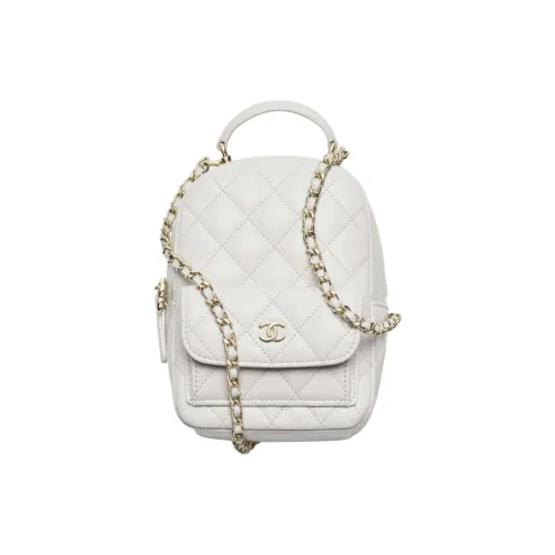 CHANEL Рюкзаки Женские