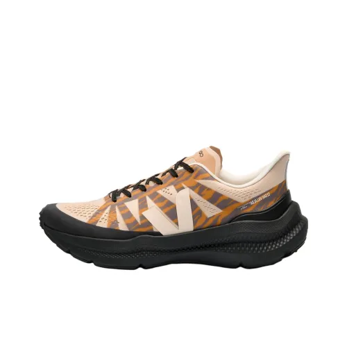 VEJA Casual Low Top Sand Men's