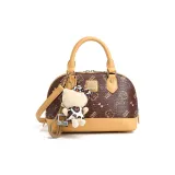 Коричневый