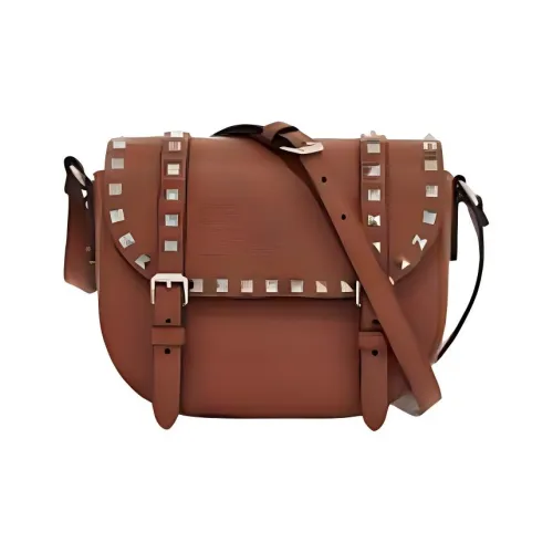 Valentino Rockstud Крупнозернистая текстура Телячья кожа Курьерская сумка Сумка через плечо Сумка на плечо Маленькая Женская Коричневая