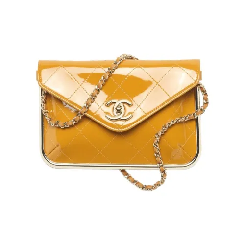 CHANEL Лакированная кожа Телячья кожа Ручная сумка на плечо Стандартная Женская Желтая