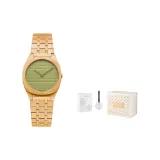 Зеленый циферблат, золотая полоска