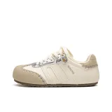 Бежевый серебристый