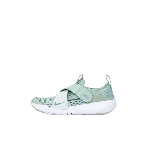 Nike Flex Advance Slip-resistant Abrasion-resistant Low-top Беговые кроссовки Зеленый Детский