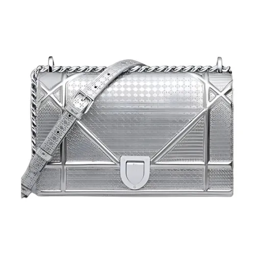 DIOR Сумки через плечо Женские