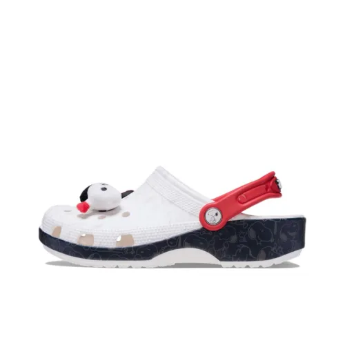PEANUTS x Crocs Classic Clog Snoopy Sabo Unisex White