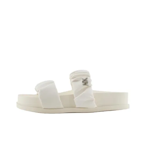 ARMANI EXCHANGEAE Слипоны Женские Белые