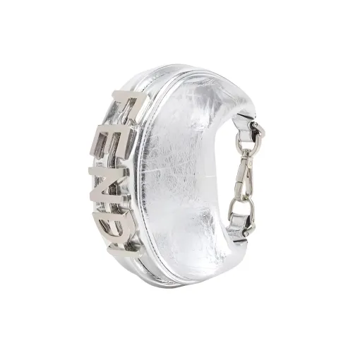 FENDI Кожа Клатч Запястье Сумка Экстра мини Женская Серебряный