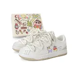 Бежево-абрикосовый