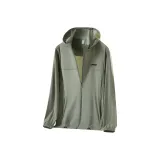 Светло-зеленый