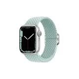 Изумрудный зеленый