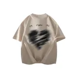 Светлый бежево-абрикосовый.