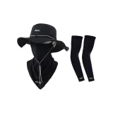 Черный комплект из трех предметов: шапки и кепки