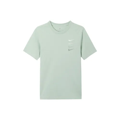 Мужские футболки Nike