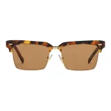 Коричневый