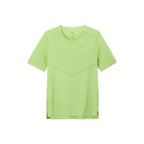 Nike Зеленые Мужские Футболки