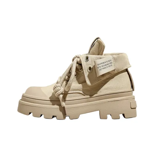 A Poinsettia Princess Casual Женские