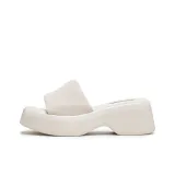 Кремово-бежевый Белый