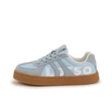 Светло-голубой