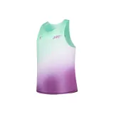 Зеленый цвет весенний росток.