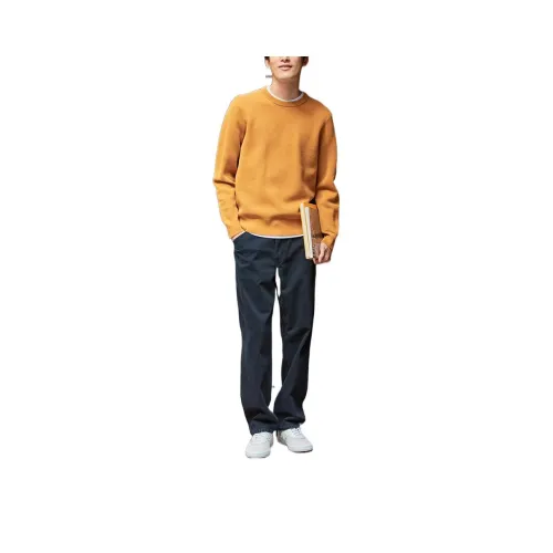 UNIQLO Горчичный Мужской Свитер