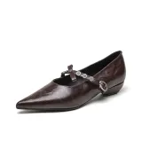 Коричневый