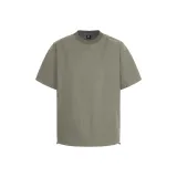 Дерево коричневого цвета