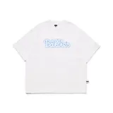 Молочно-белый